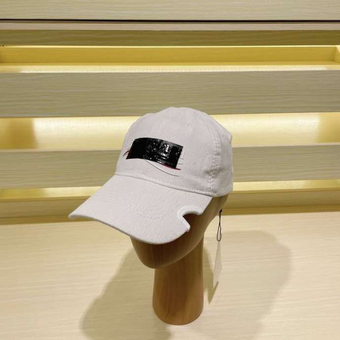 Picture of Balenciaga Cap _SKUBalenciagaCapdxn111477